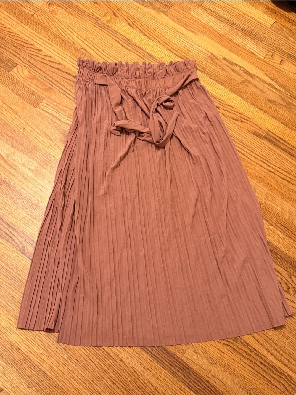 Pleated Midi Skirt with Tie Waist in Mauve